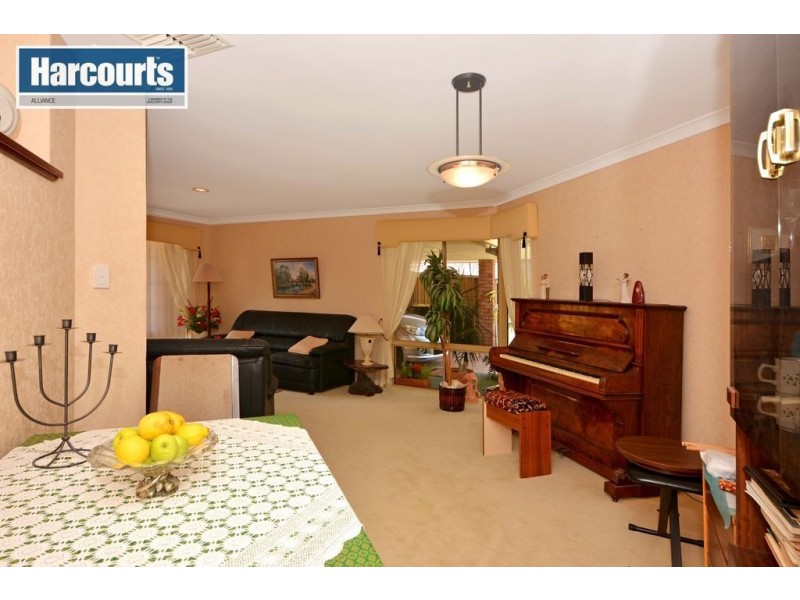 5 Heatherton Mews, Hillarys WA 6025