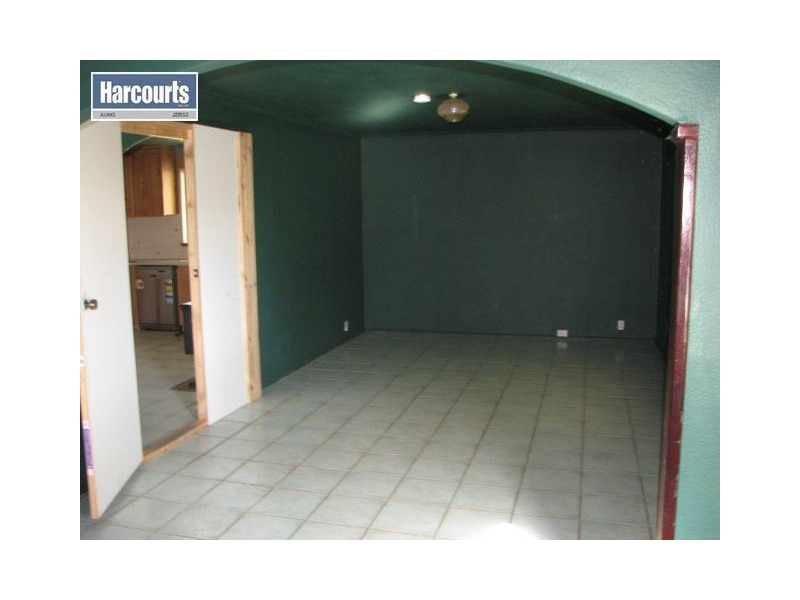 434 King Drive, Woodridge WA 6041