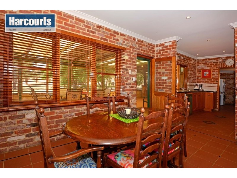 31 Greenlees Way, Carabooda WA 6033