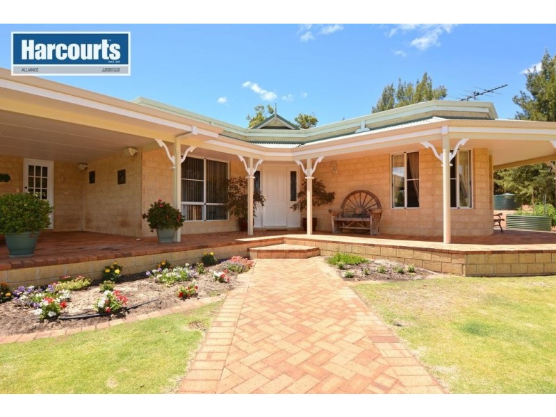 290 Powderbark Road, Lower Chittering WA 6084