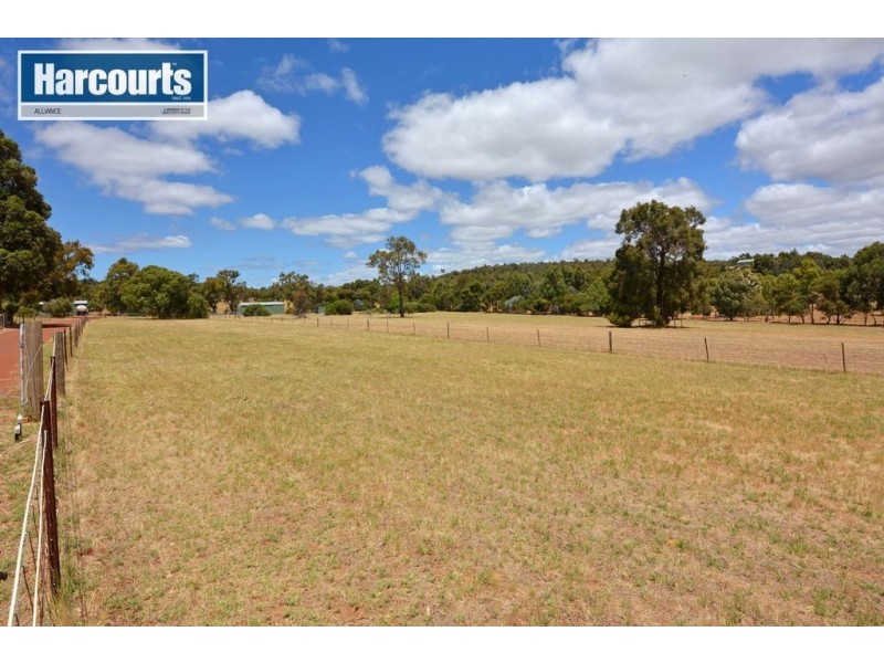 280 Powderbark Road, Lower Chittering WA 6084
