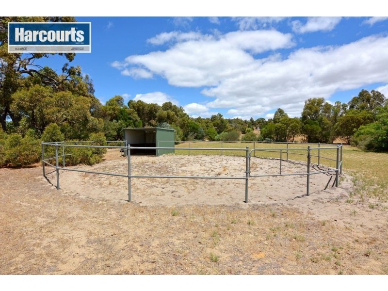 280 Powderbark Road, Lower Chittering WA 6084