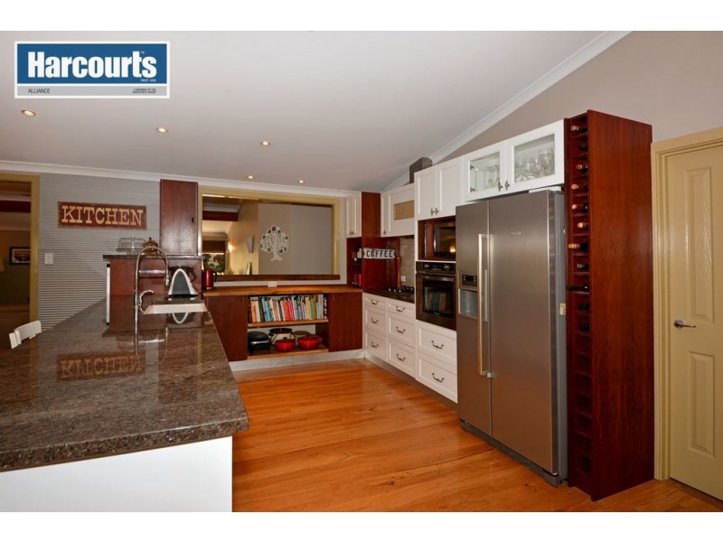 51 Emerald Drive, Carabooda WA 6033