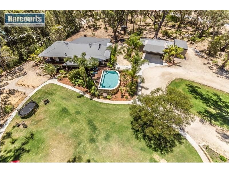 51 Emerald Drive, Carabooda WA 6033