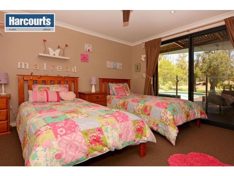 51 Emerald Drive, Carabooda WA 6033