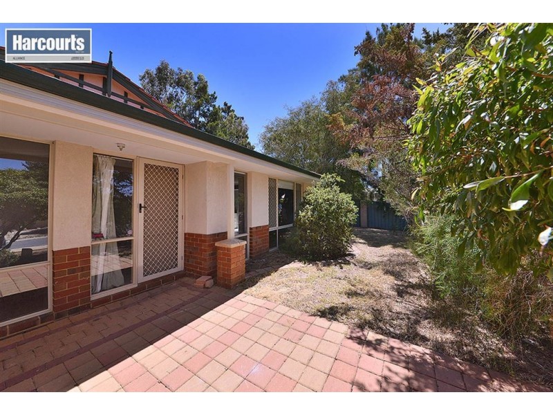 17 Mint Circuit, Banksia Grove WA 6031