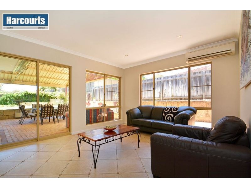 23 Southern Terrace, Connolly WA 6027