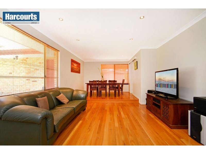 23 Southern Terrace, Connolly WA 6027