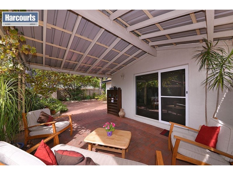 10/3 Birdland Court, Edgewater WA 6027