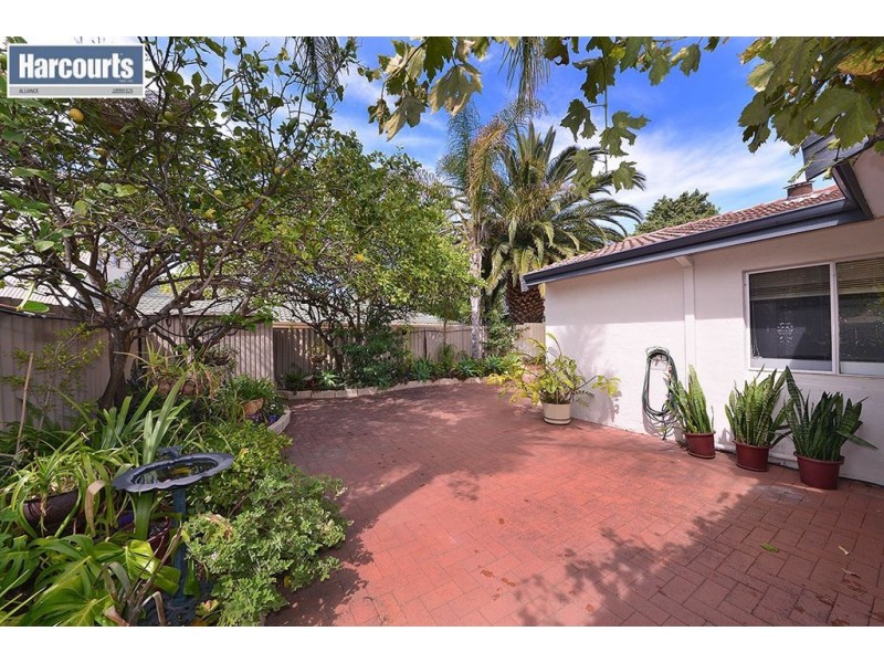 10/3 Birdland Court, Edgewater WA 6027