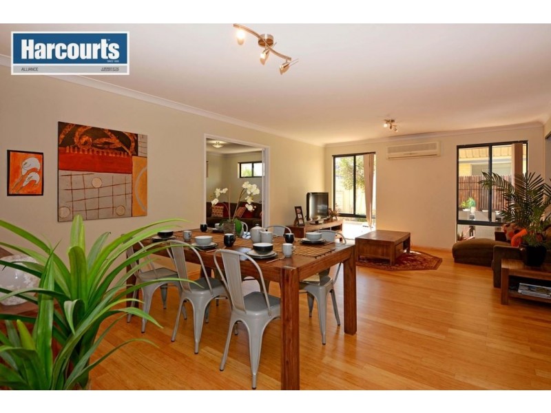 18 Collanda Circuit, Carramar WA 6031