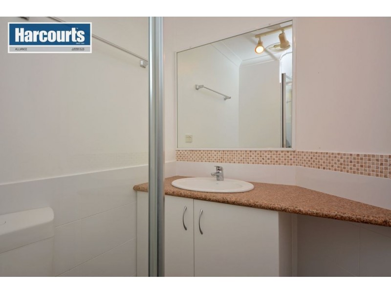 8 Whim Circuit, Kinross WA 6028