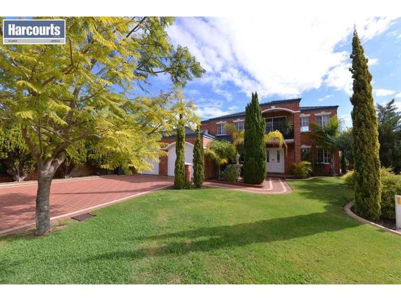 7 Gullane Court, Currambine WA 6028