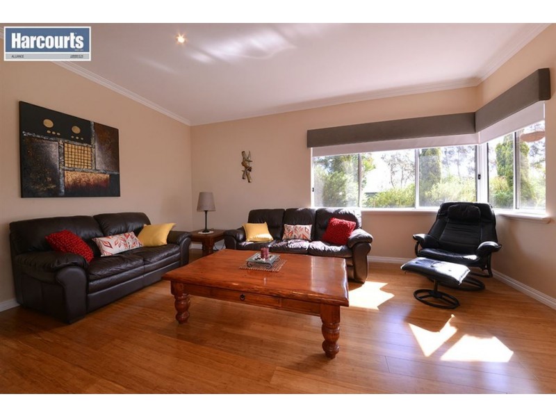 7 Gullane Court, Currambine WA 6028