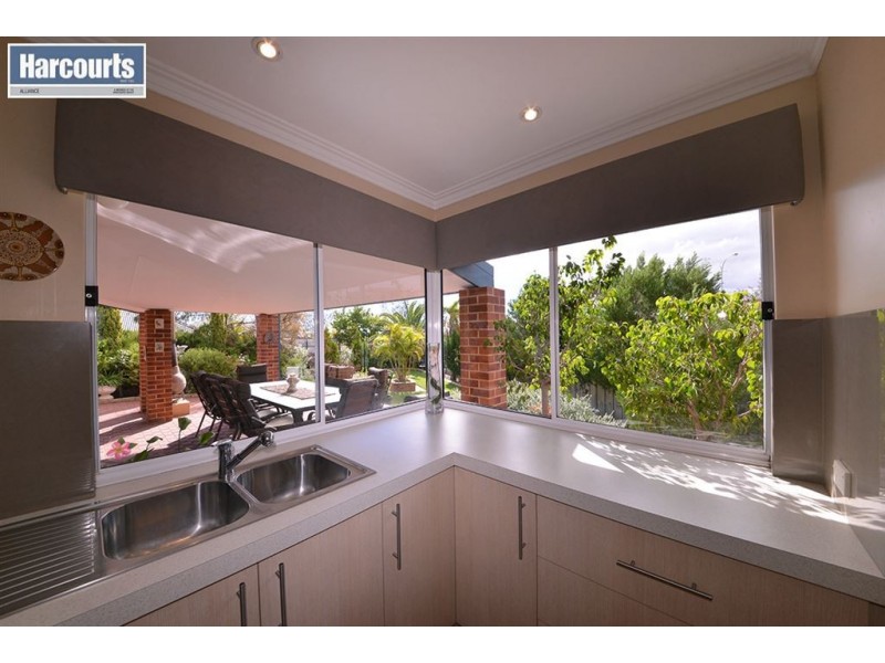 7 Gullane Court, Currambine WA 6028