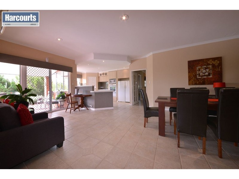 7 Gullane Court, Currambine WA 6028
