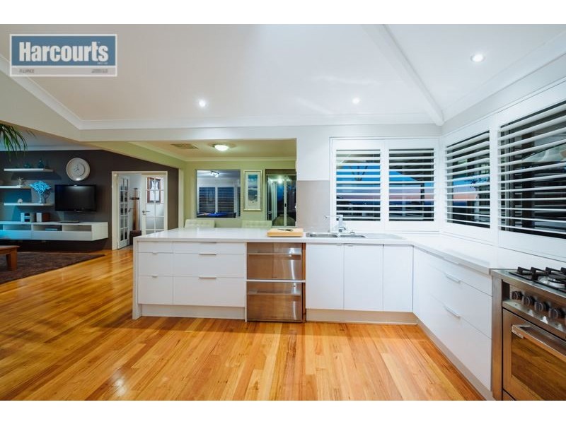 19 Seapeak Road, Ocean Reef WA 6027