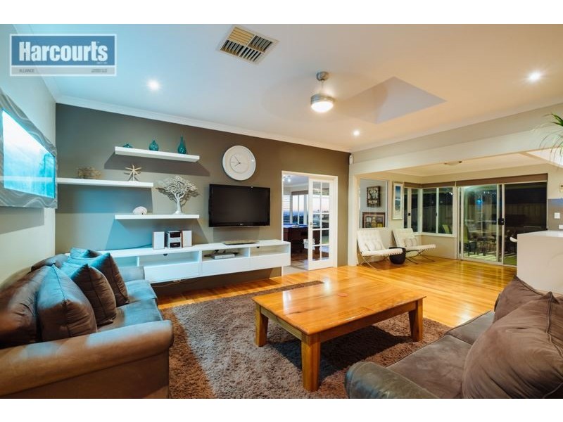 19 Seapeak Road, Ocean Reef WA 6027