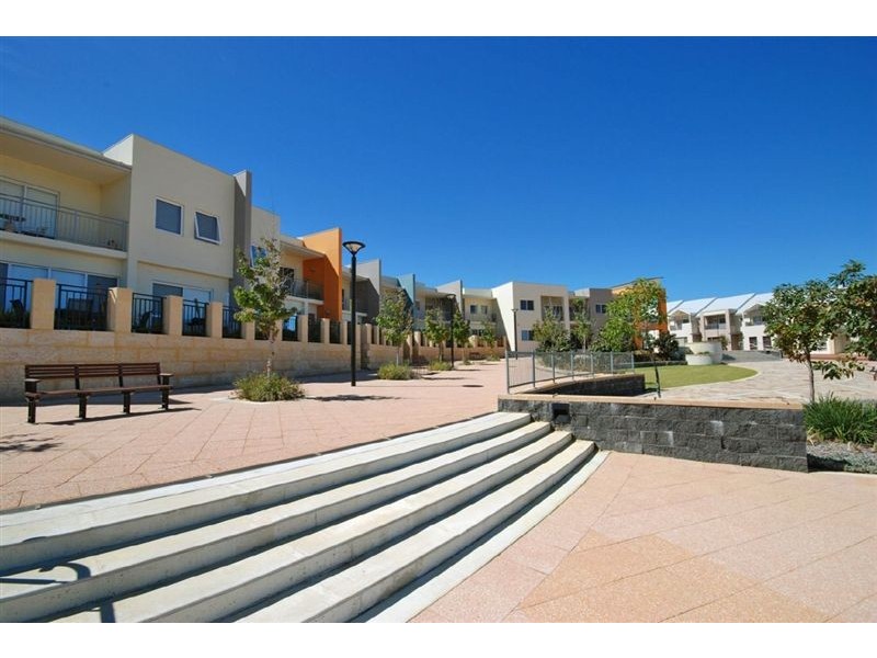 32/10 Pavonia Link, Clarkson WA 6030