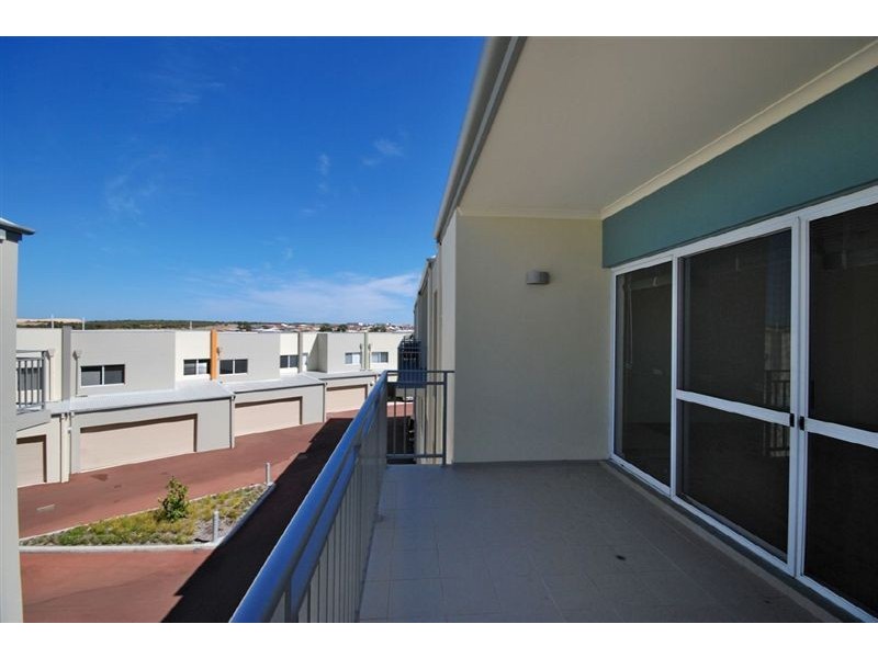 32/10 Pavonia Link, Clarkson WA 6030