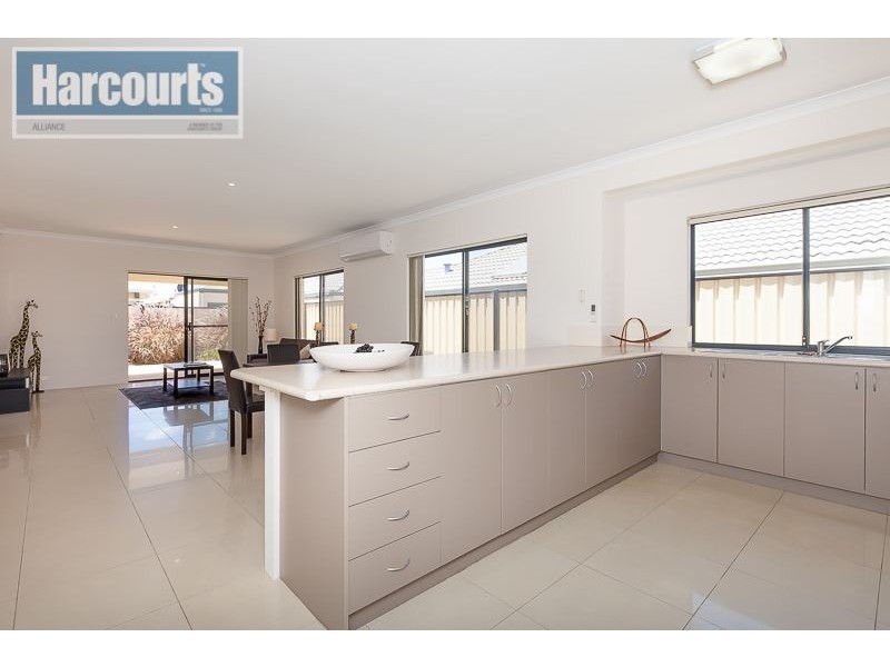 15 Haymount Way, Clarkson WA 6030