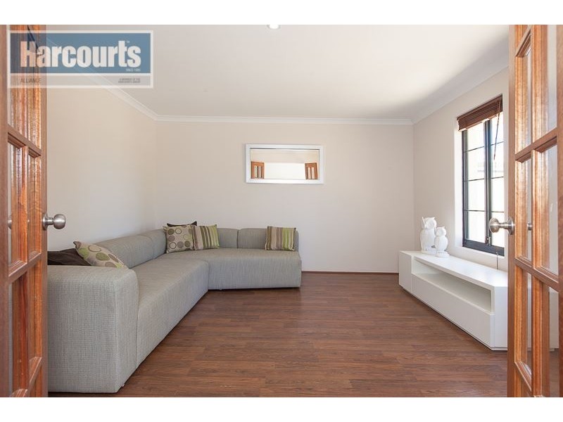 15 Haymount Way, Clarkson WA 6030