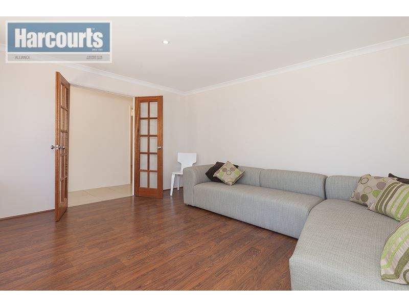 15 Haymount Way, Clarkson WA 6030