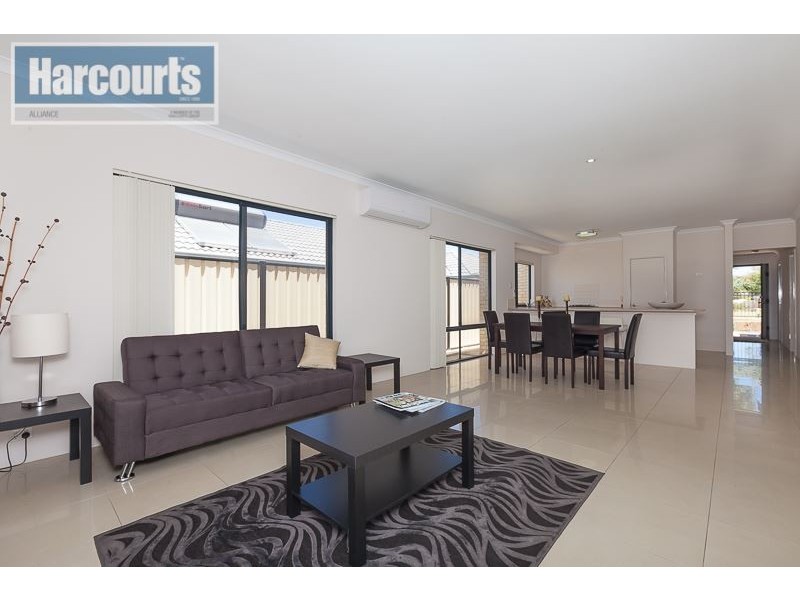 15 Haymount Way, Clarkson WA 6030