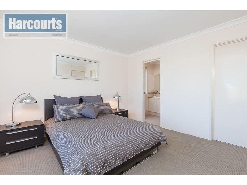 15 Haymount Way, Clarkson WA 6030