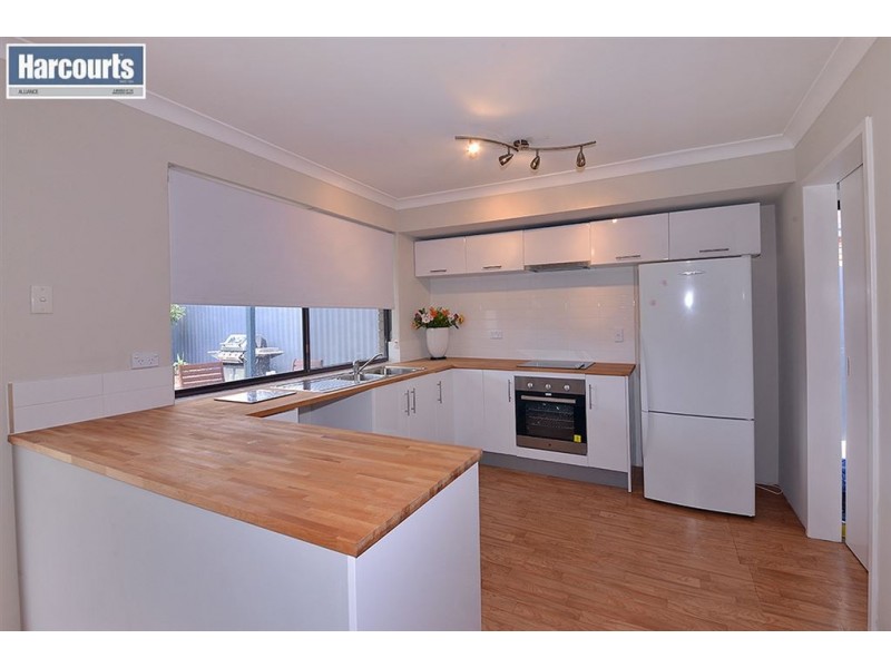 24 Allambie Drive, Craigie WA 6025