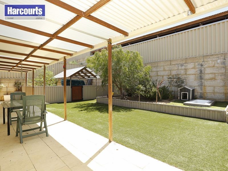 6 Beckman Road, Tapping WA 6065