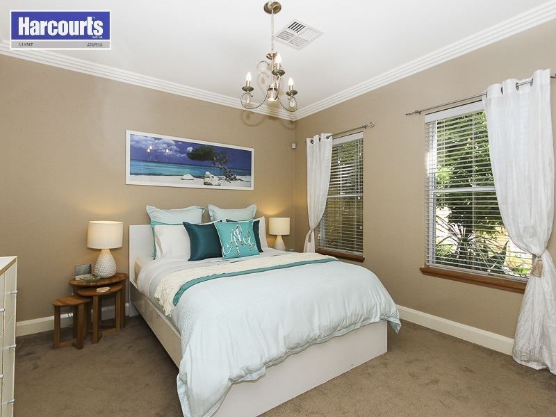 24 Ocean Falls Boulevard, Mindarie WA 6030