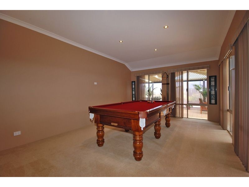 12 Frangista Road, Butler WA 6036