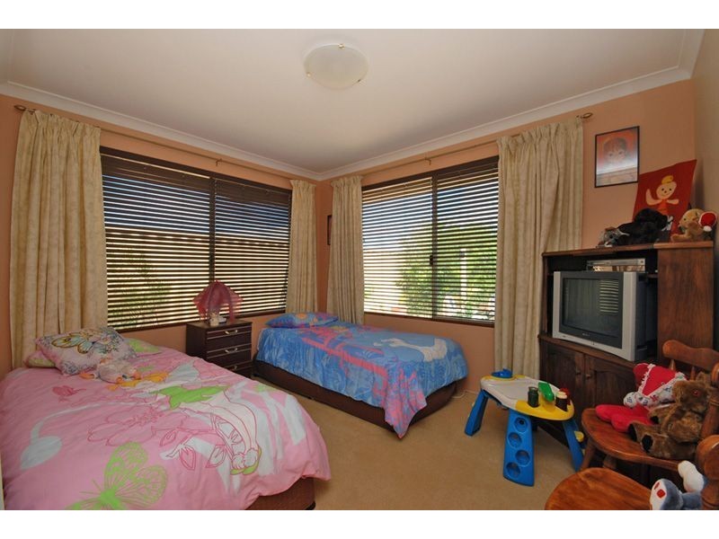 12 Frangista Road, Butler WA 6036