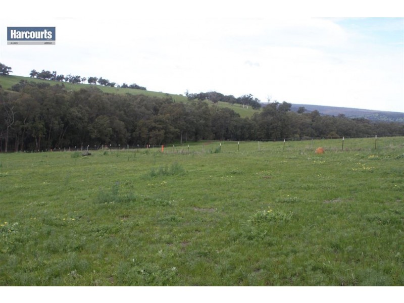 144 Holstein Loop, Lower Chittering WA 6084
