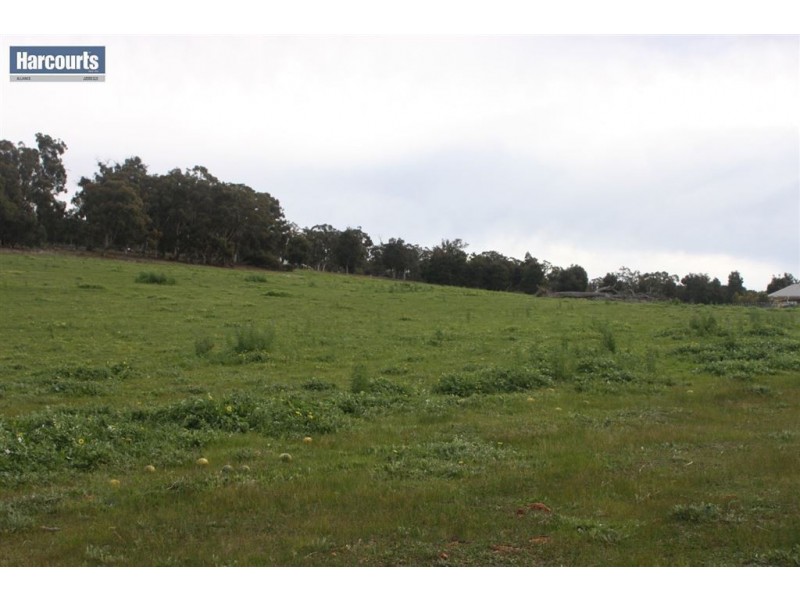 144 Holstein Loop, Lower Chittering WA 6084