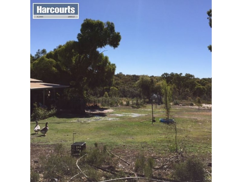 60 Salmon Gum Crescent, Chittering WA 6084