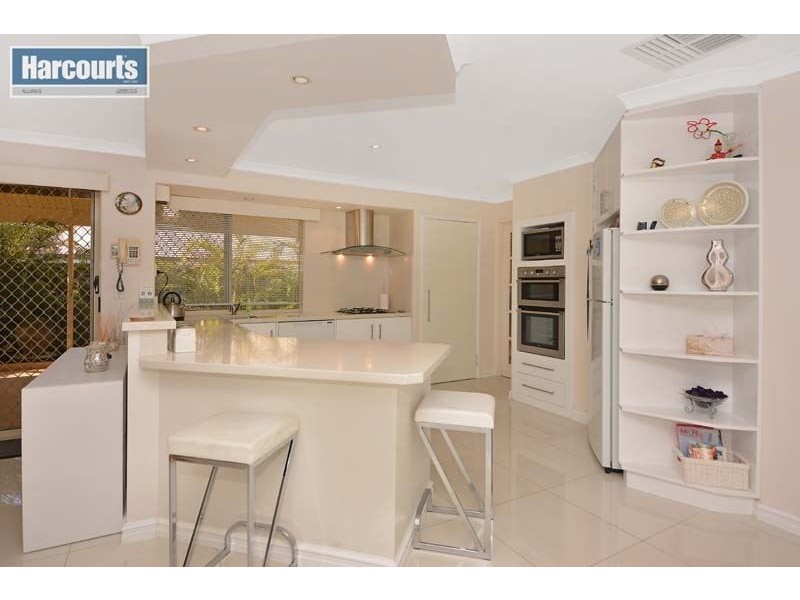 36 Glencoe Loop, Kinross WA 6028