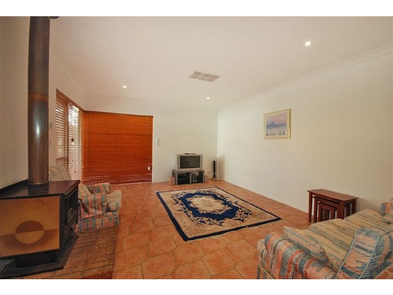 4 Monk Glade, Ocean Reef WA 6027