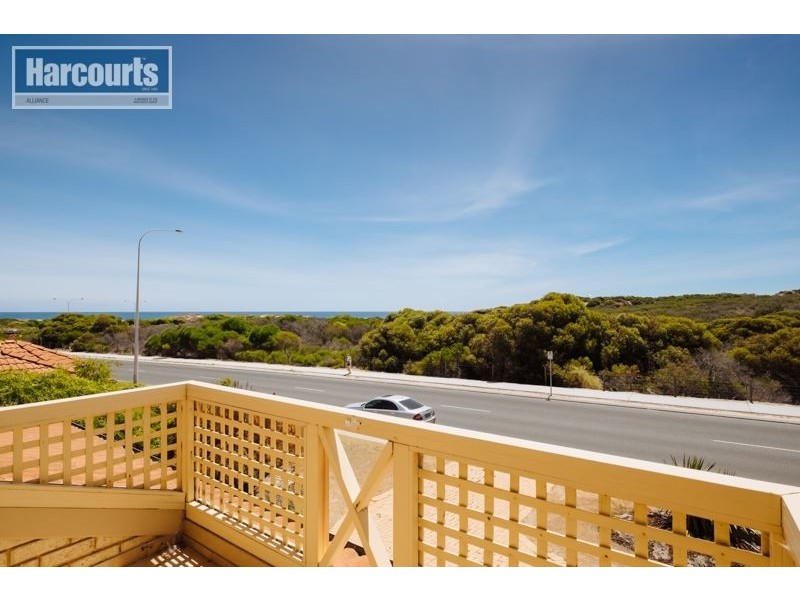 144 Oceanside Promenade, Mullaloo WA 6027
