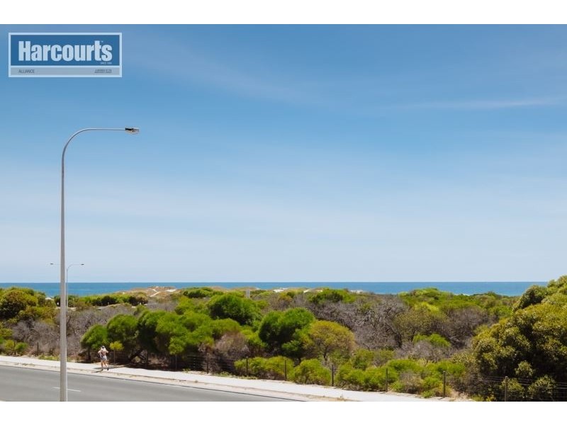 144 Oceanside Promenade, Mullaloo WA 6027