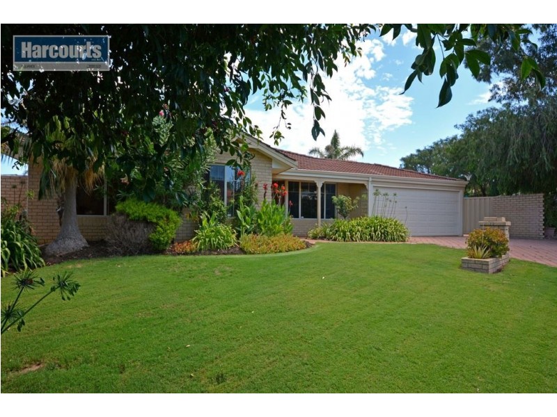 3 Glasgow Court, Kinross WA 6028