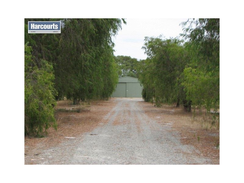 131 Mariginiup Road, Mariginiup WA 6078