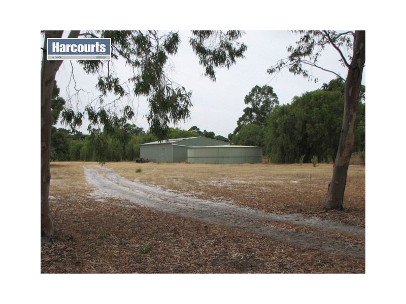 131 Mariginiup Road, Mariginiup WA 6078