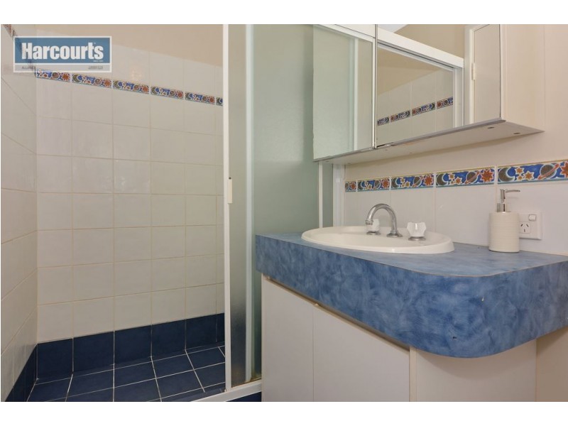 6 Macalpine Retreat, Kinross WA 6028