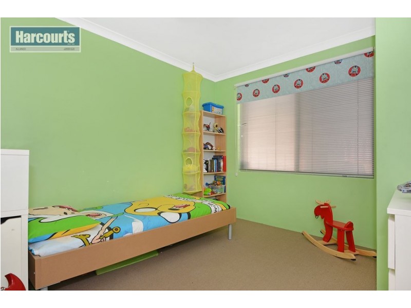 6 Macalpine Retreat, Kinross WA 6028