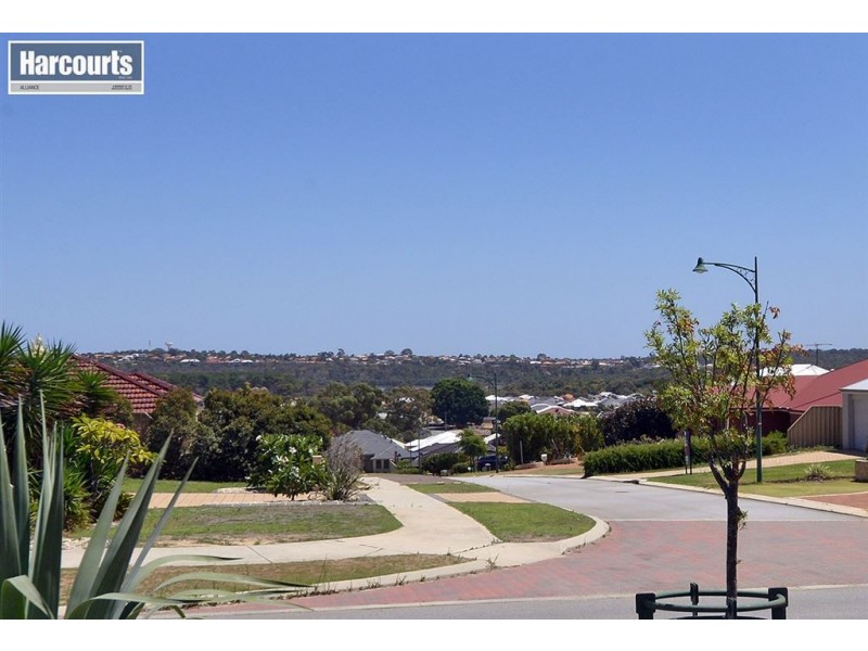 7 Carosa Road, Tapping WA 6065