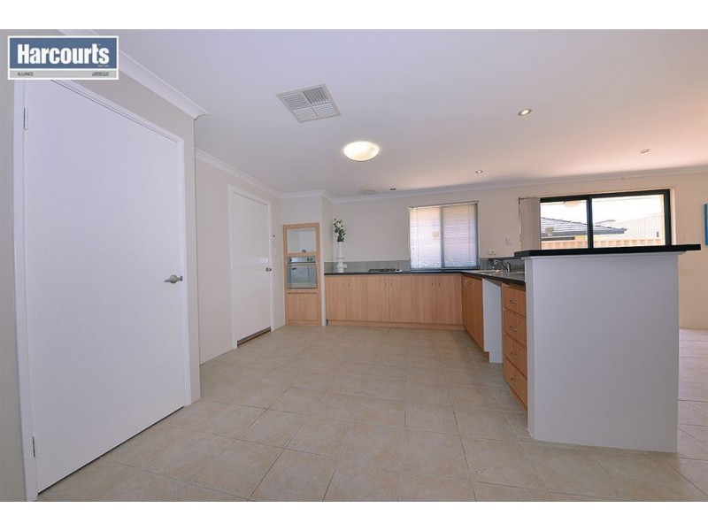 7 Carosa Road, Tapping WA 6065