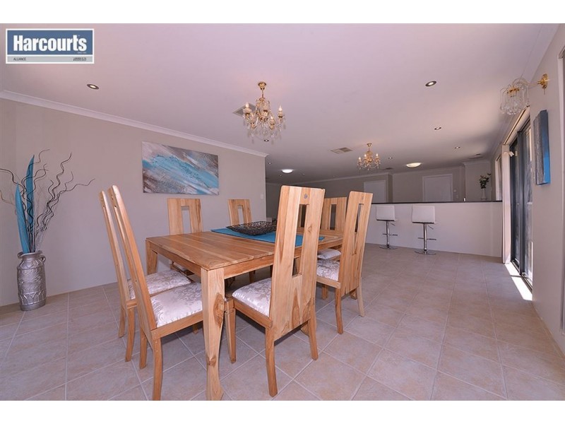 7 Carosa Road, Tapping WA 6065