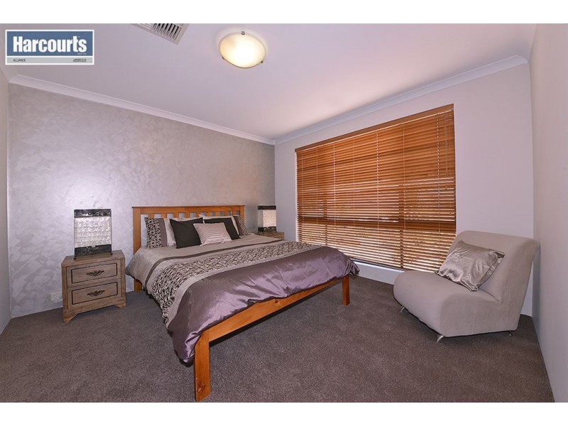 7 Carosa Road, Tapping WA 6065